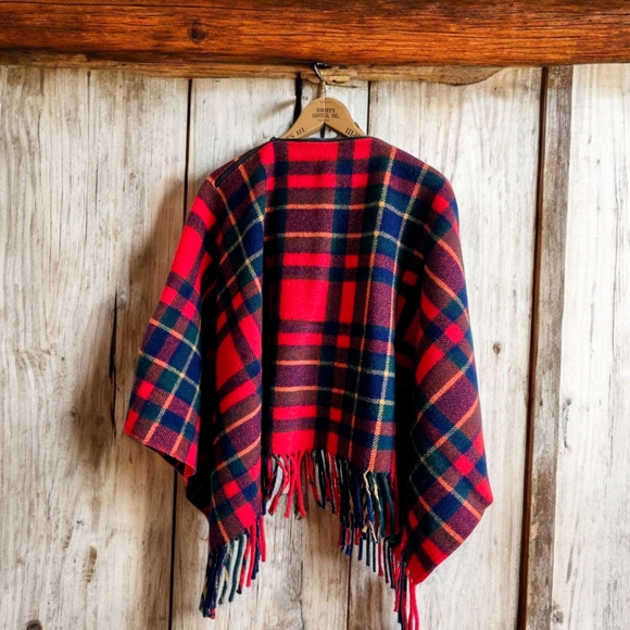 Pendleton Sweaters - Pendleton Knockabouts  Convertible Wool Plaid Poncho / Stadium Lap Blanket 1960s